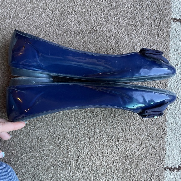 Salvatore Ferragamo Varina Royal Blue Patent Ballet Flats 10 - Picture 7 of 10